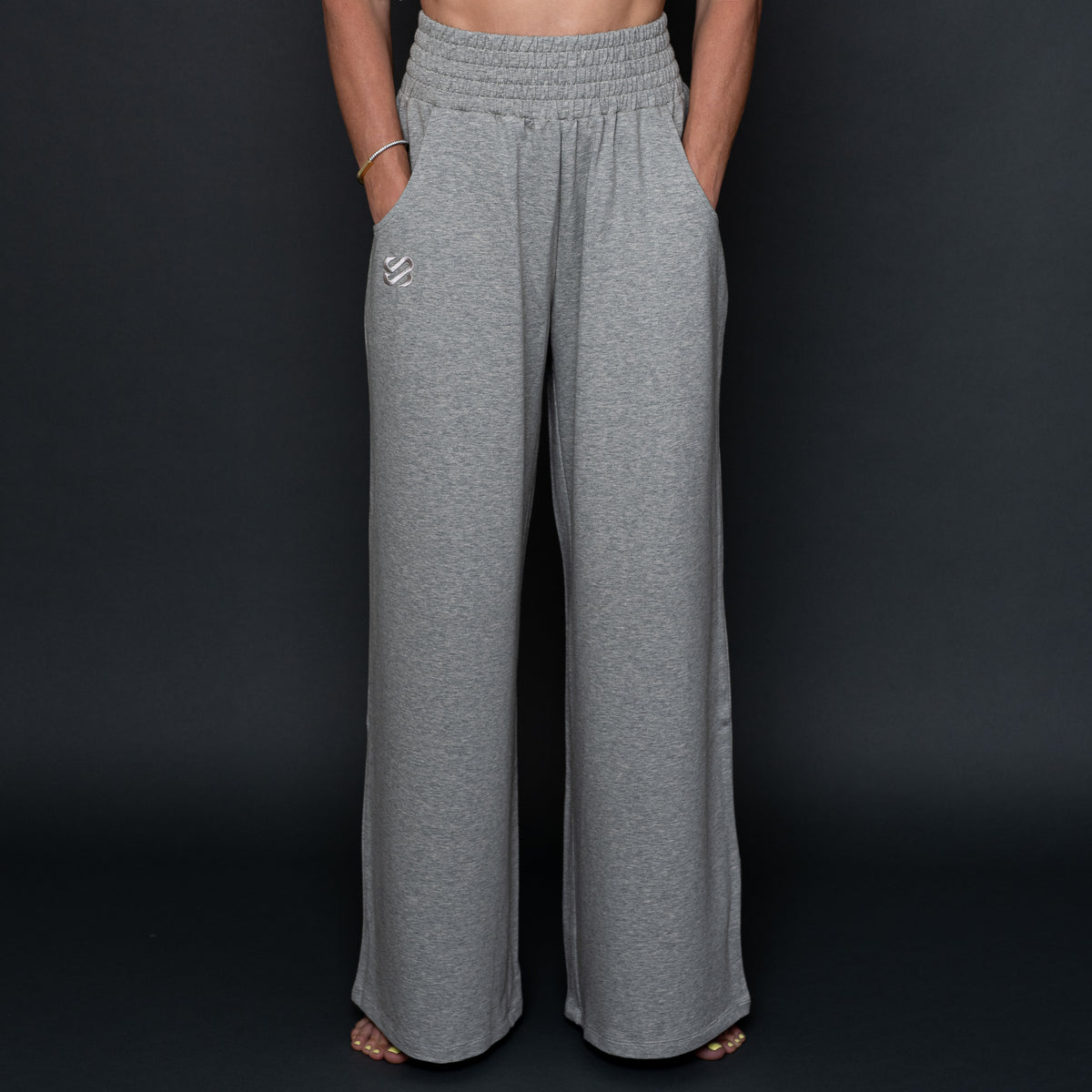 Chillax Pants Wide-Leg Silhouette